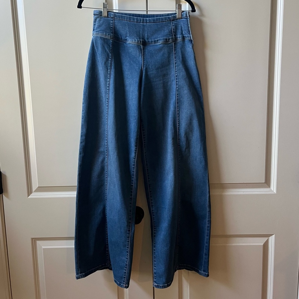 We The Free Spotlight High-Rise Wide Leg Flared Jeans Womens 27 Stretch Pull On - Picture 5 of 11